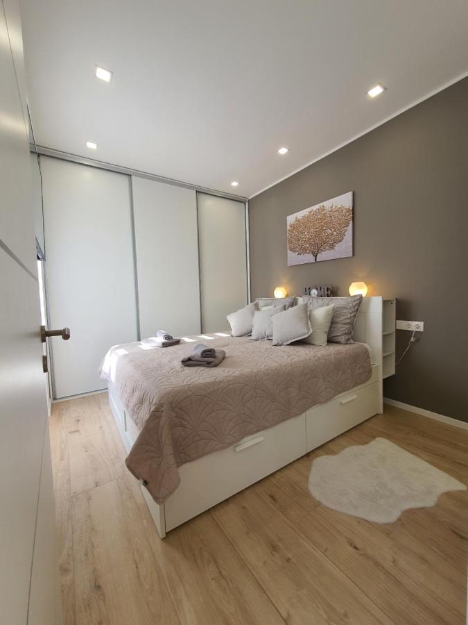Appartement Connor à Pula Extérieur photo