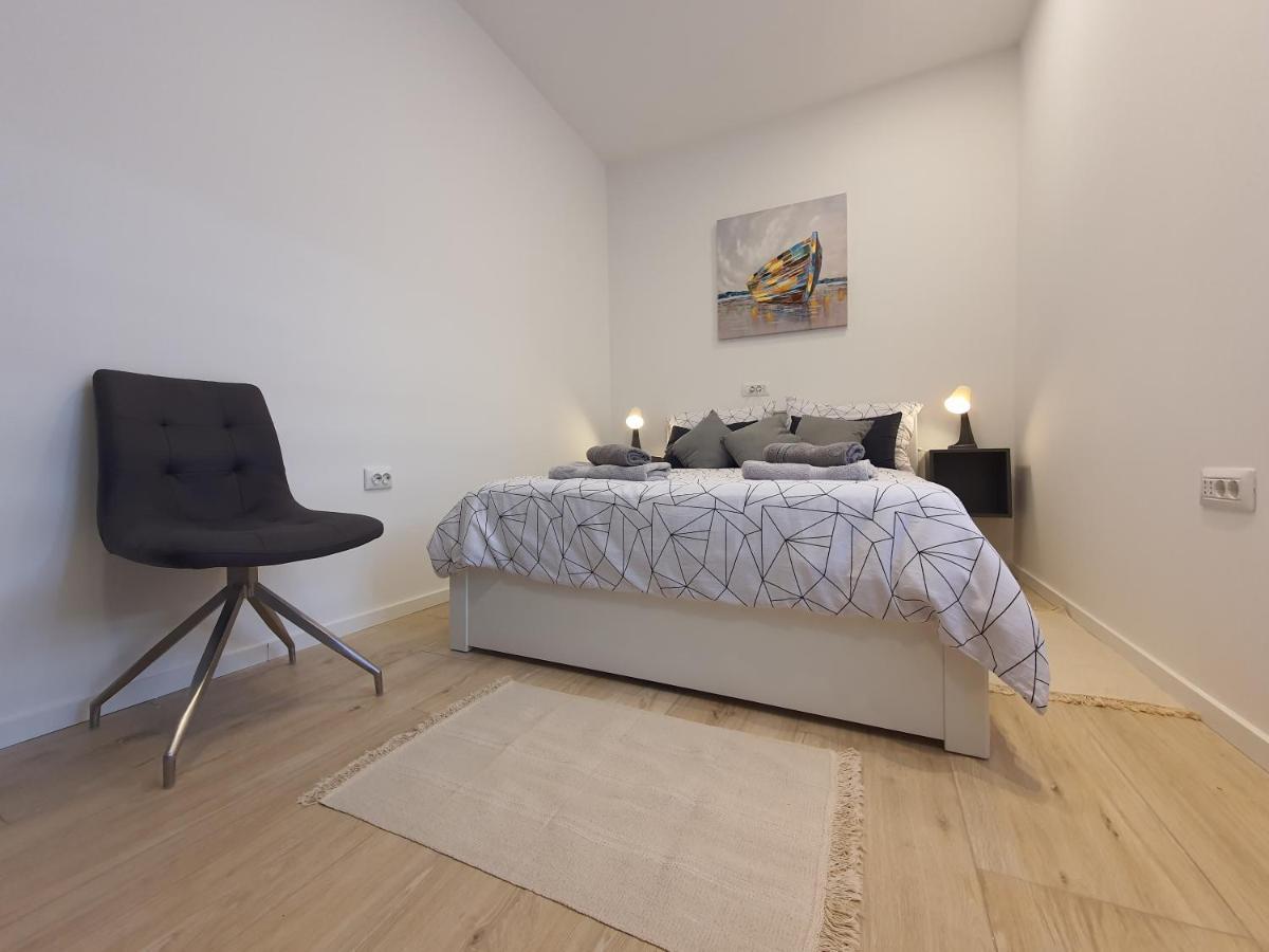 Appartement Connor à Pula Extérieur photo