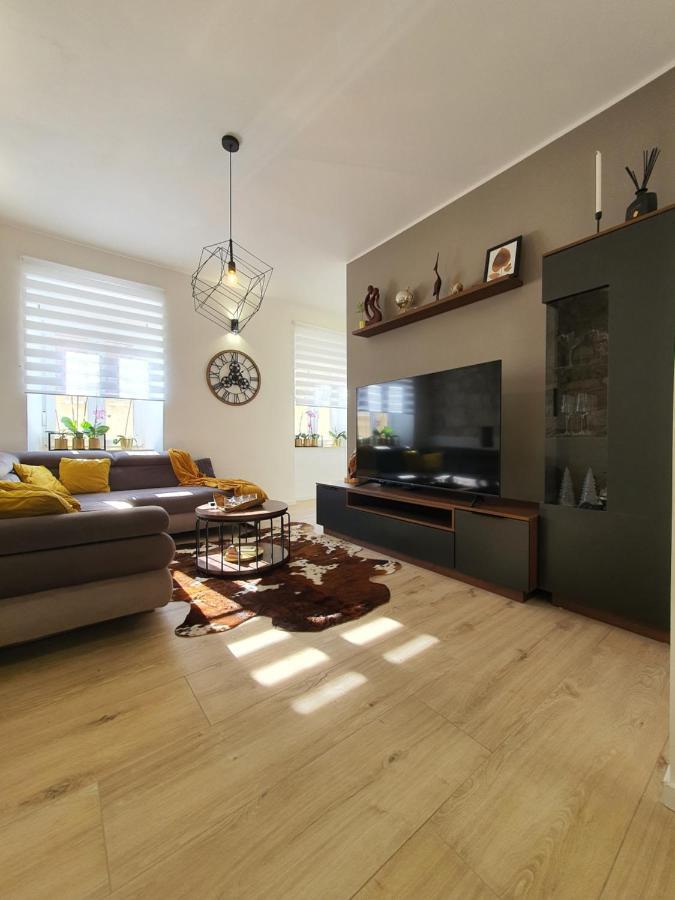 Appartement Connor à Pula Extérieur photo