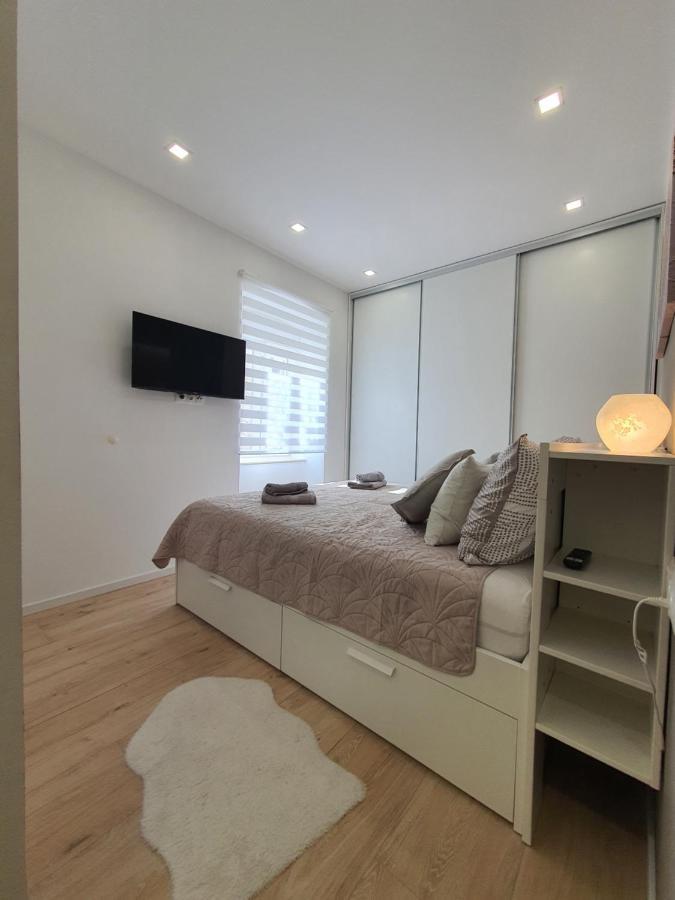 Appartement Connor à Pula Extérieur photo